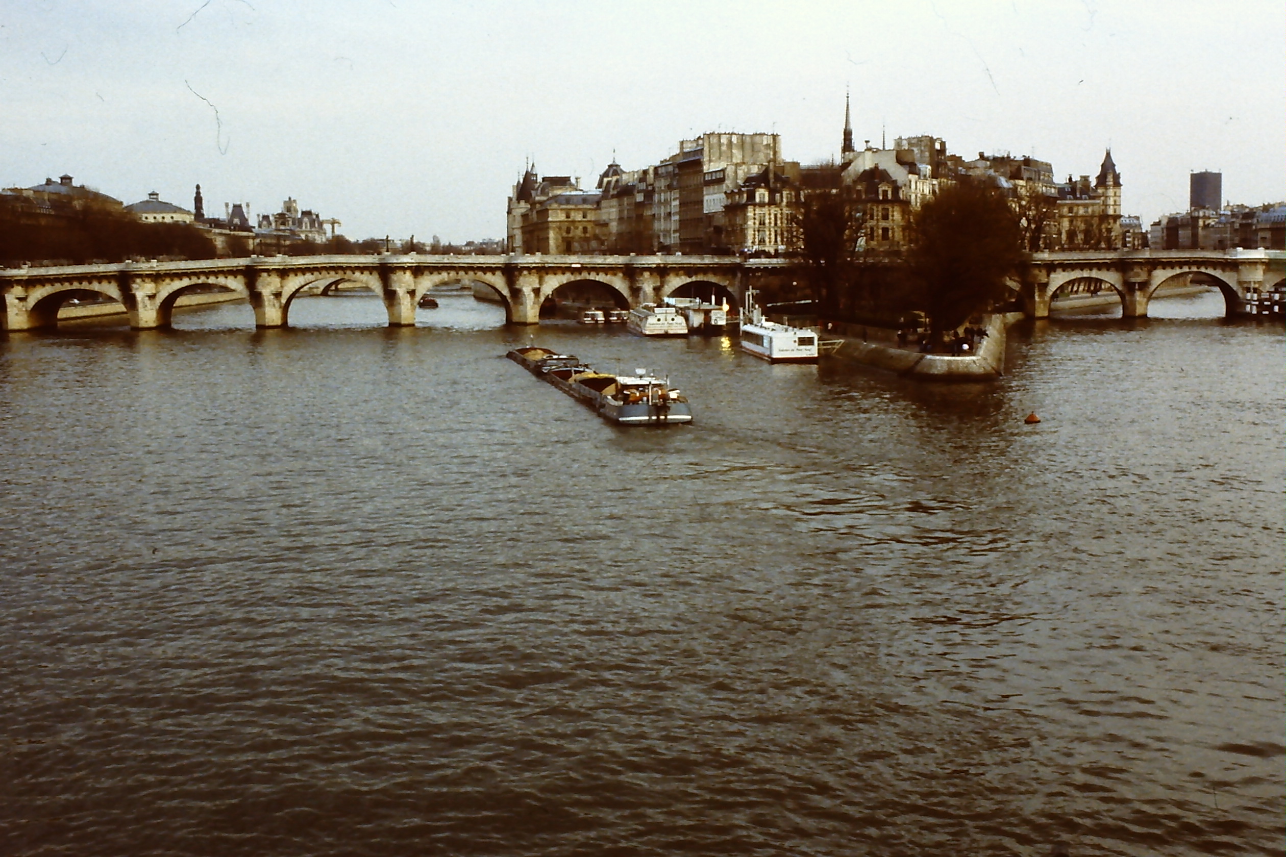 PICT0010-8.JPG