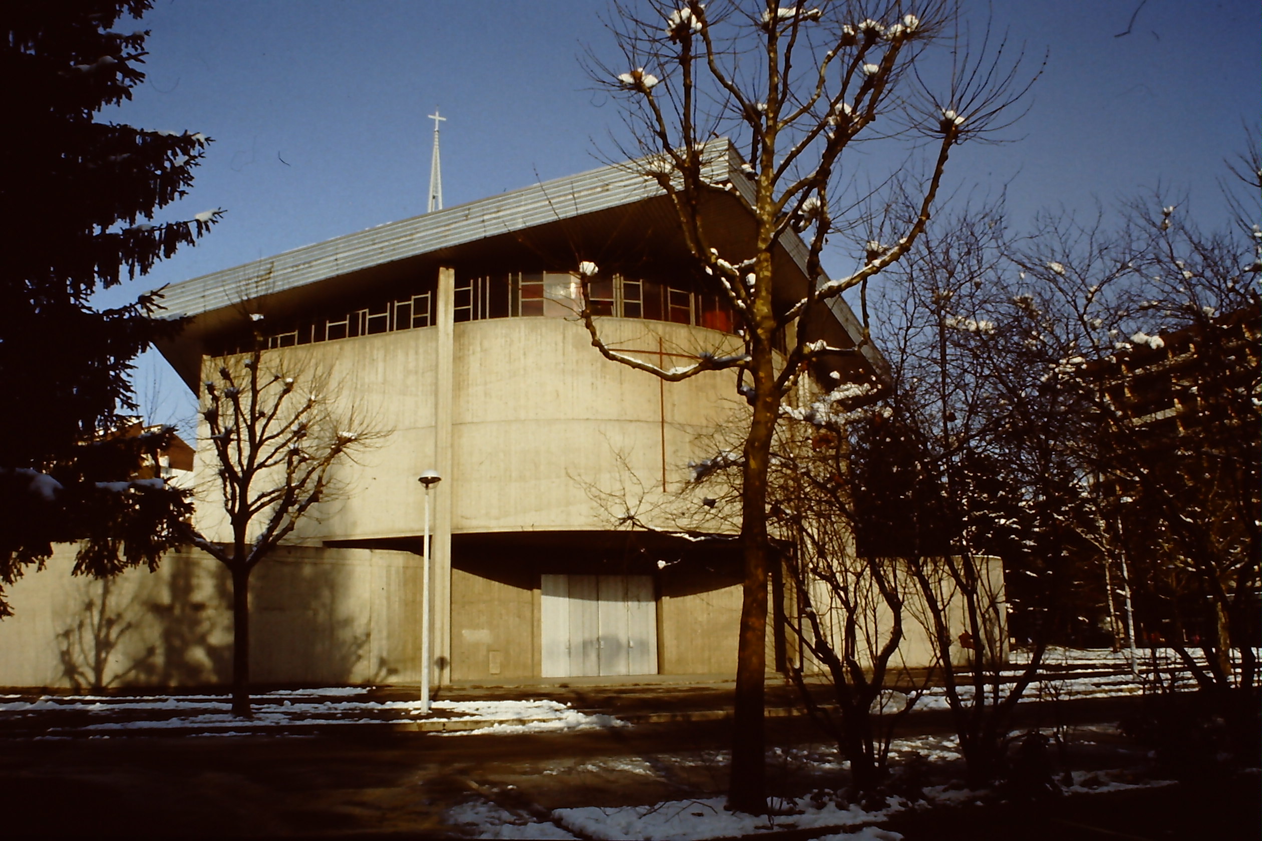 pict0001-2.jpg